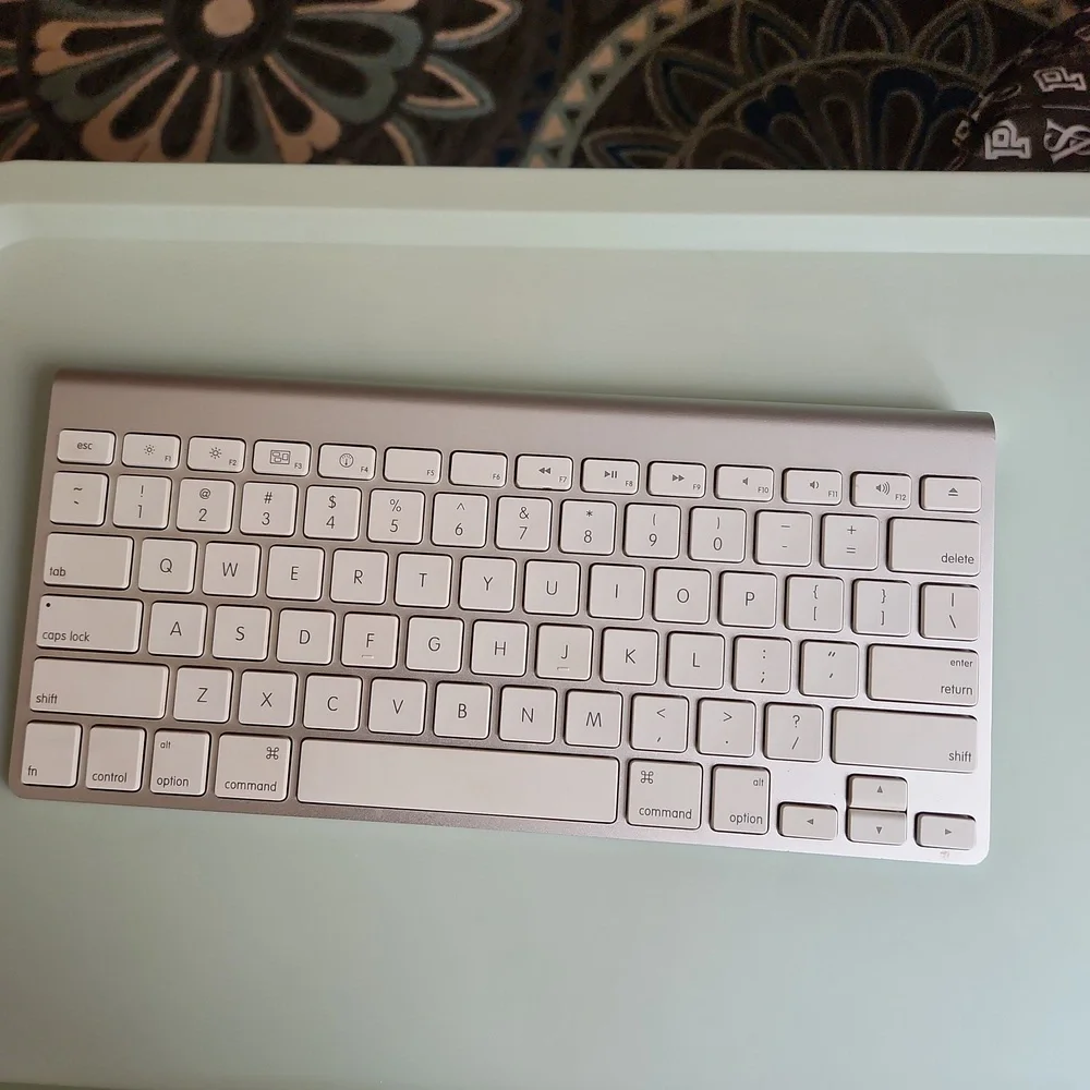 Apple Wireless Keyboard